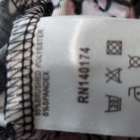 Dress and skirt - Picture 6 of 11